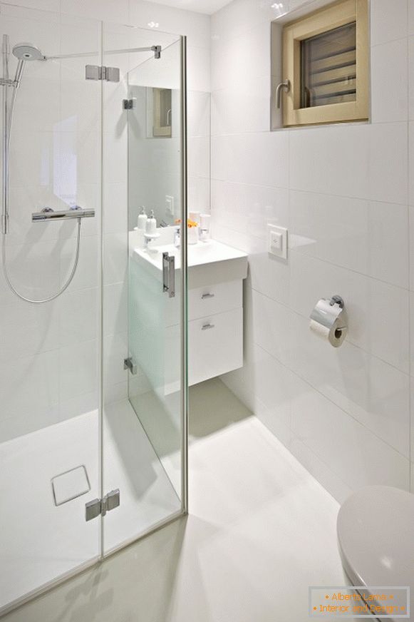 Дизайн ванної в крихітній квартирі