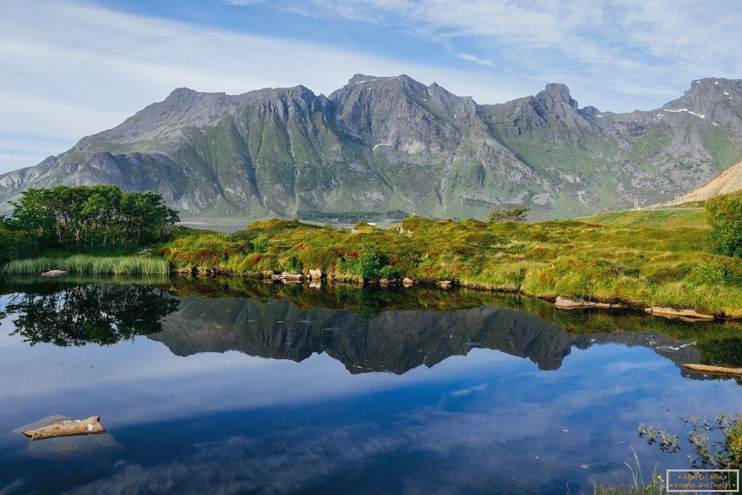 Барвистий пейзаж природи Норвегії