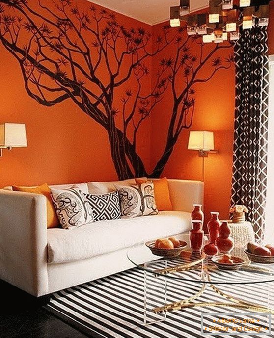 Чорне дерево на помаранчевому тлі