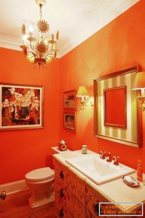помаранчевий туалет
