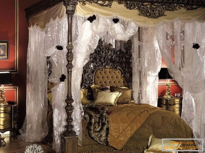 Грамотне оформлення спальної кімнати бароко в темній колірній гамі.