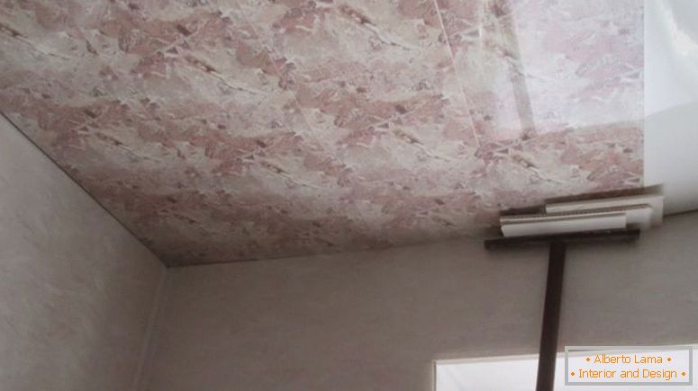 Підвісні стелі у ванній - 130 фото ідей красивих стель у