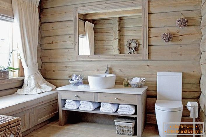 Дерев'яні меблі для ванни