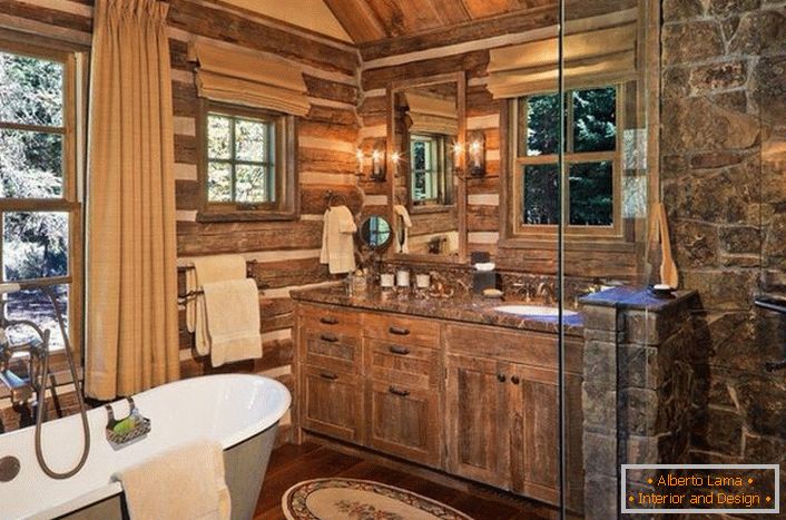 Ванна кімната в кантрі стилі кантрі з правильно підібраною меблями. Цікава дизайнерська ідея - вікно з дерев'яною рамою над ванною.