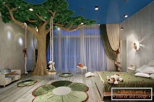 Дизайн великий дитячої кімнати з деревом