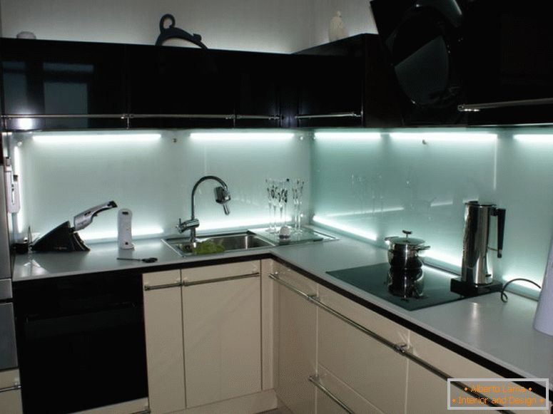 Скинали для кухні: фото ідеї, декор, установка, фотодрук,