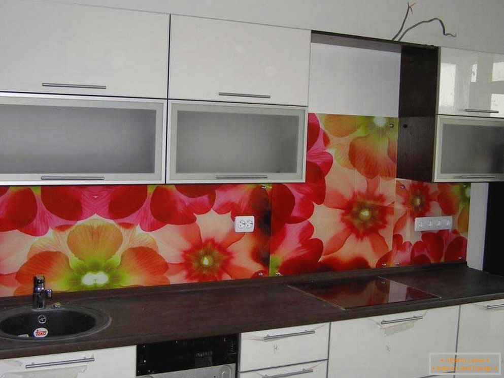 Скинали для кухні: фото ідеї, декор, установка, фотодрук,