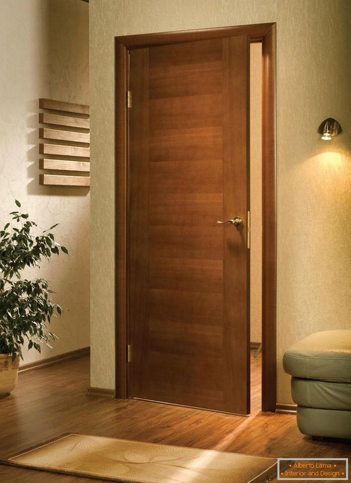 Двері в стилі модерн завдяки своєму скромному, лаконічному дизайну будуть гармонійно виглядати в будь-якому інтер'єрі. 