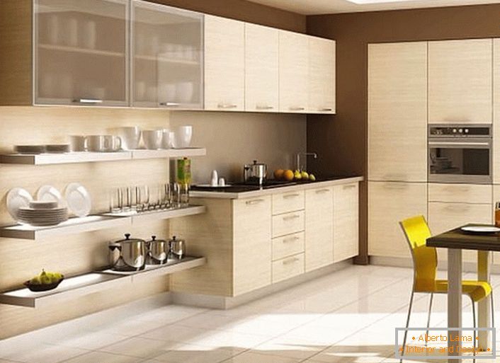 Класичний модерн використаний для облаштування кухні. Кухонний гарнітур з натурального світлого дерева ідеально вписується в загальний дизайнерський задум.
