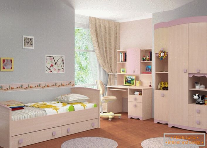 Модульні меблі для дитячої повинна бути містка, щоб кімната дитини не здавалася захаращеній.