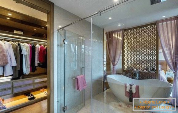 Приватний будинок - дизайн ванної і вбиральні